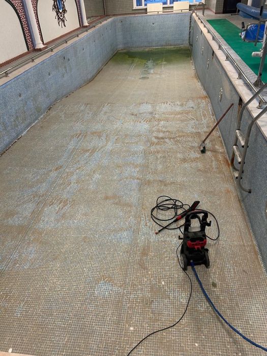 Бассейн обслуживание