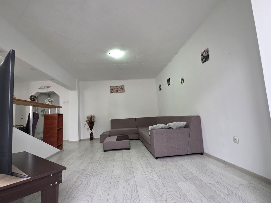Apartament de închiriat