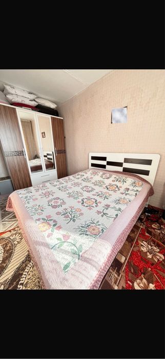 Двухспальная кровать