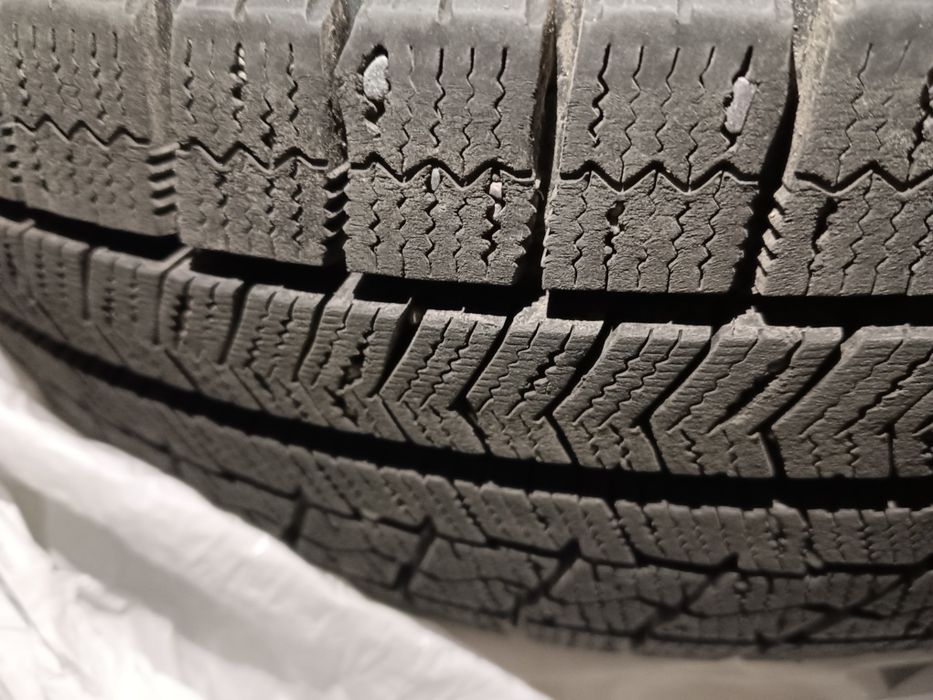 Bridgestone зимние