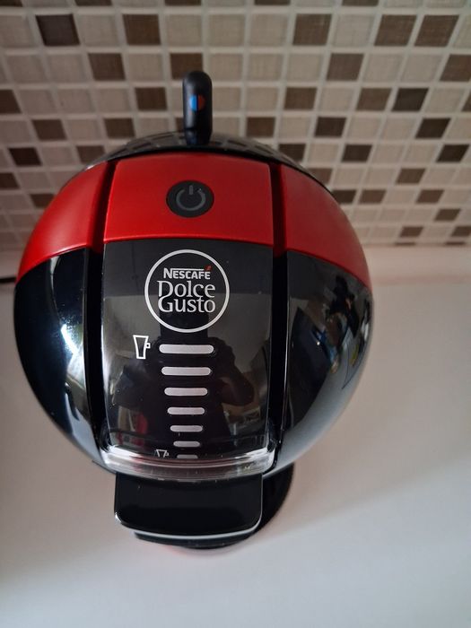 Expresor KRUPS cu capsule nescafe dolce gusto