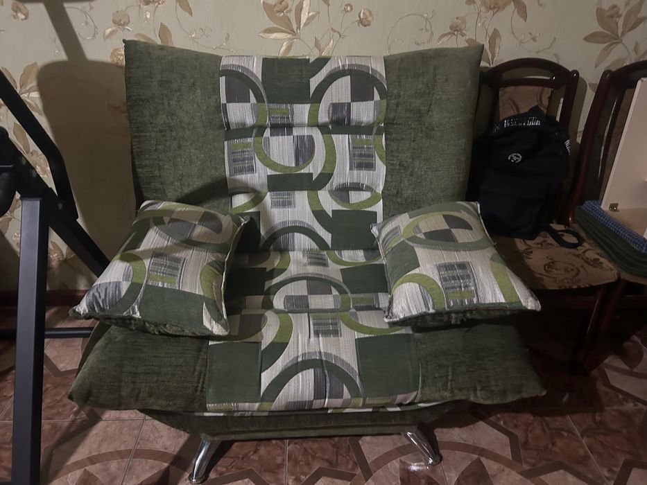 Диван , мягкая мебель