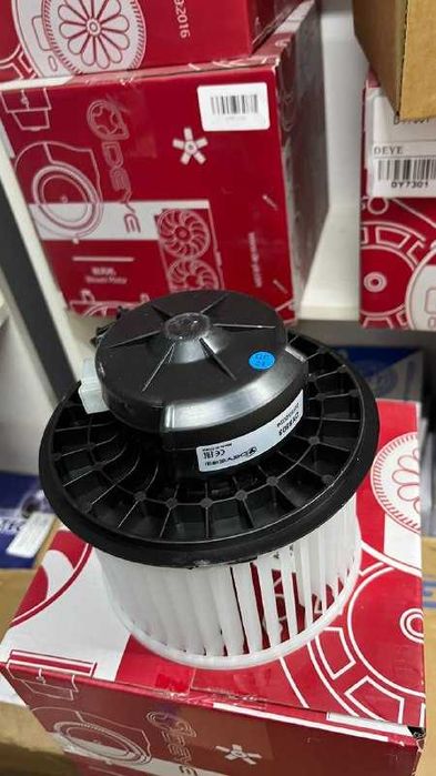 Вентилятор печки на Toyota