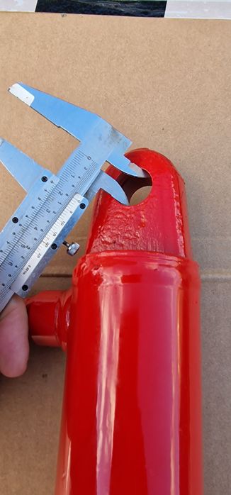 Cilindru hidraulic 420 mm deschide 220 mm tija grosime 30 mm bolturi 2