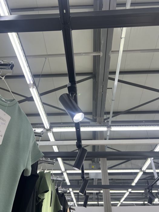 Трековые светильники 32шт