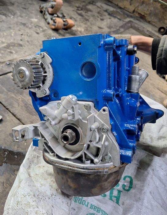 Блок в сборе, мотор,двигатель,