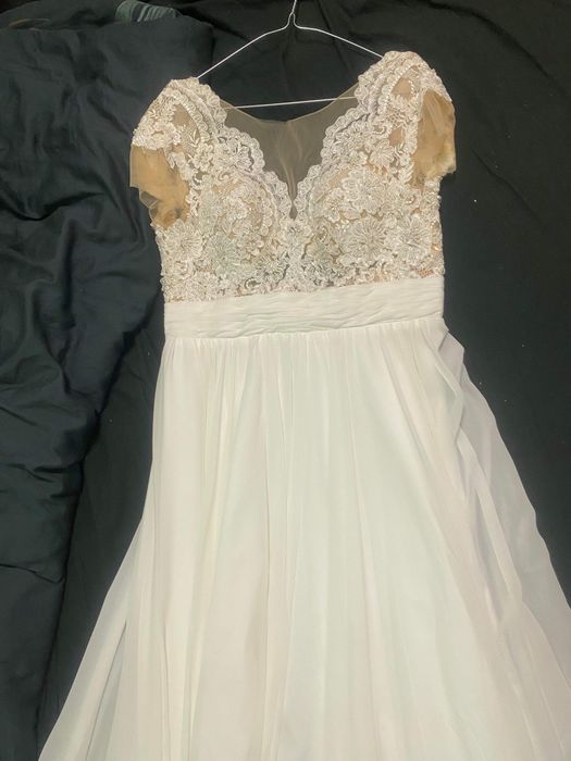 Vand rochie mireasa