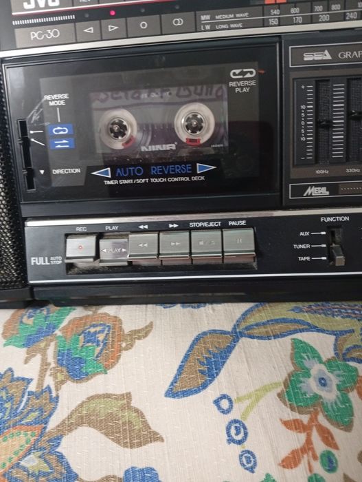 Radio caset JVC auto revers PC 30