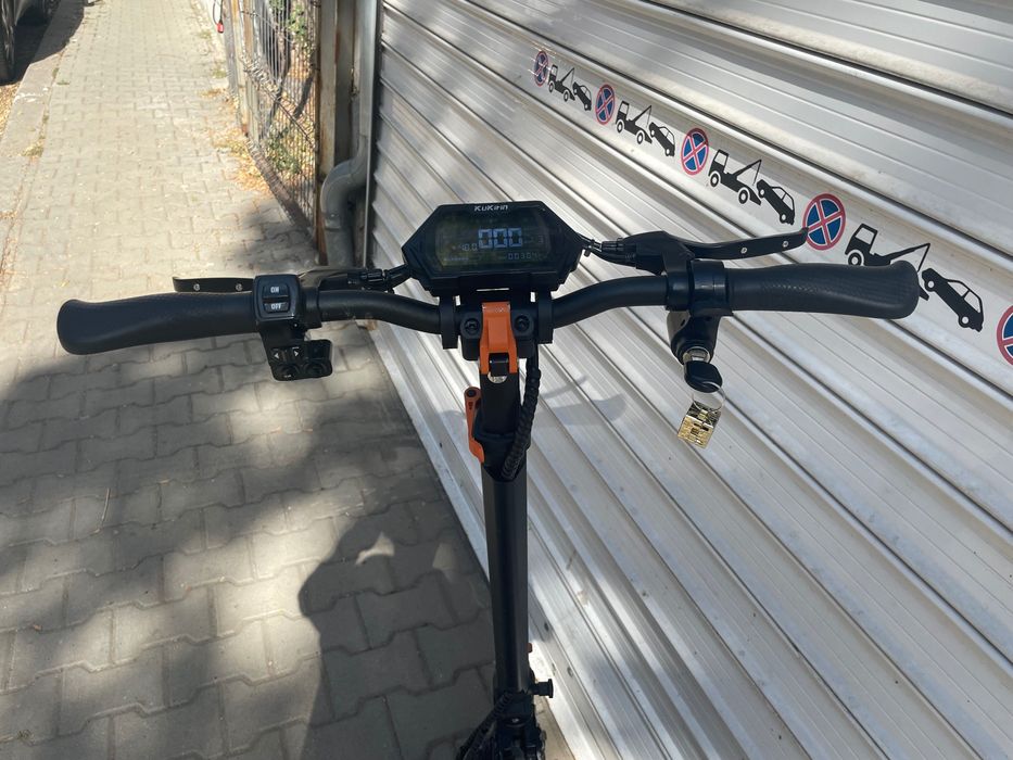 KuKirin G2 MAX електрическа тротинетка с пробег 303 км