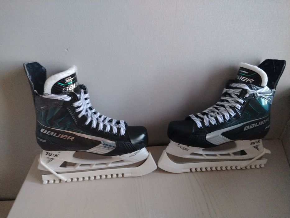 Коньки Bauer supreme f30 6.5 разме ,полнота ee