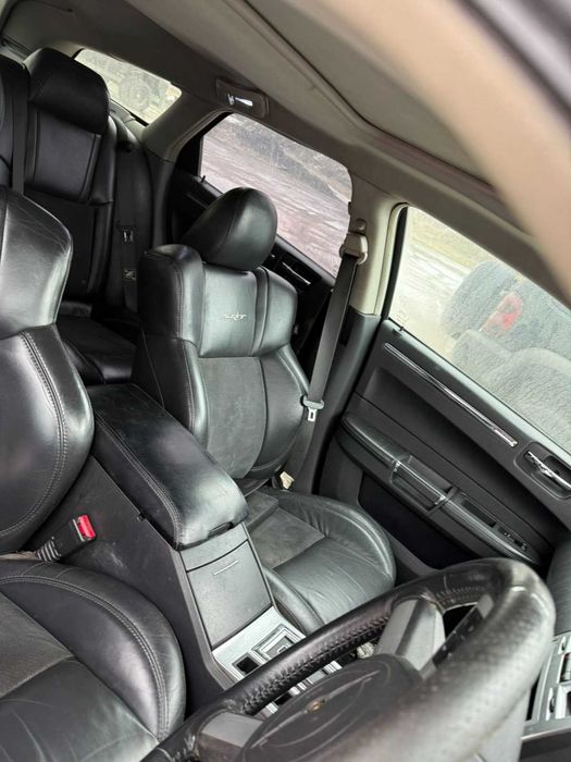 НА ЧАСТИ Chrysler 300C 3.0 CRD автоматик, 2009 година, със SRT пакет.