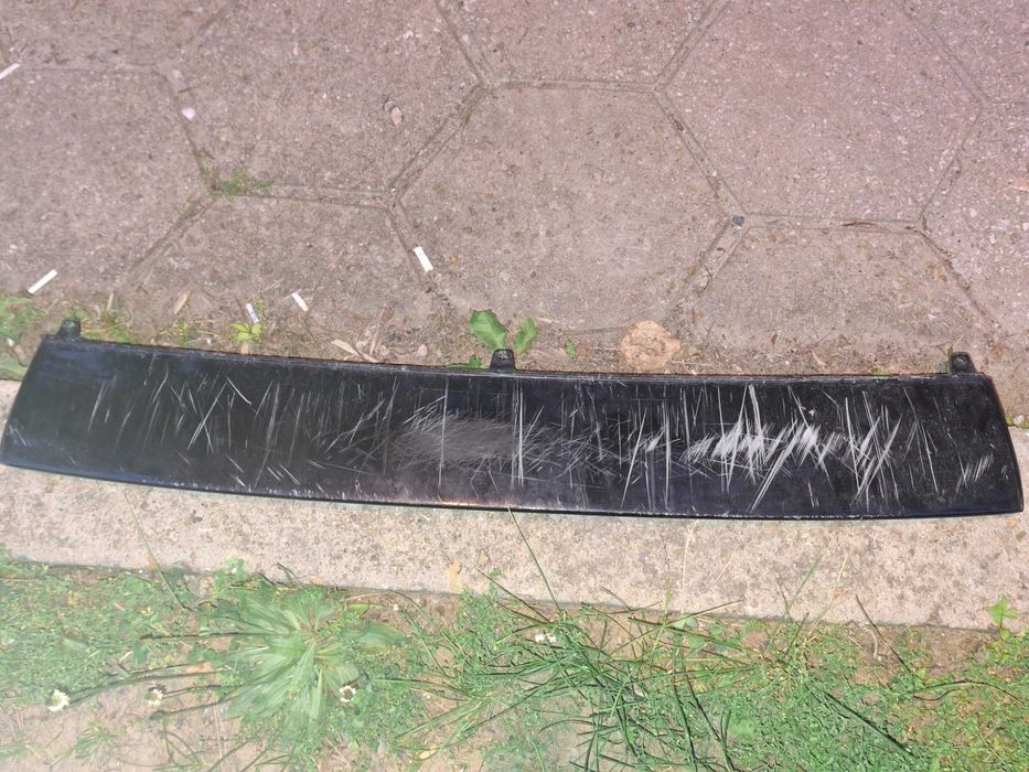 Кора за Ауди A5/S5/RS5 2008 - 2016 предна OEM: 8T0807513