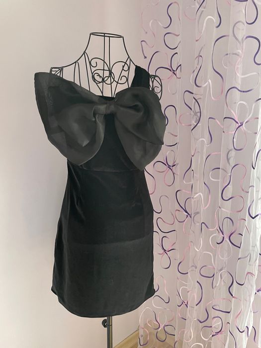 Официална рокля с пандела