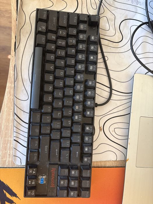 Ред драган клавиатура