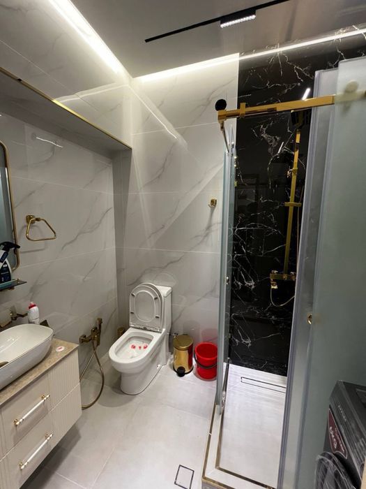 Новостройка квартира 3 х комнатная на Янгабаде