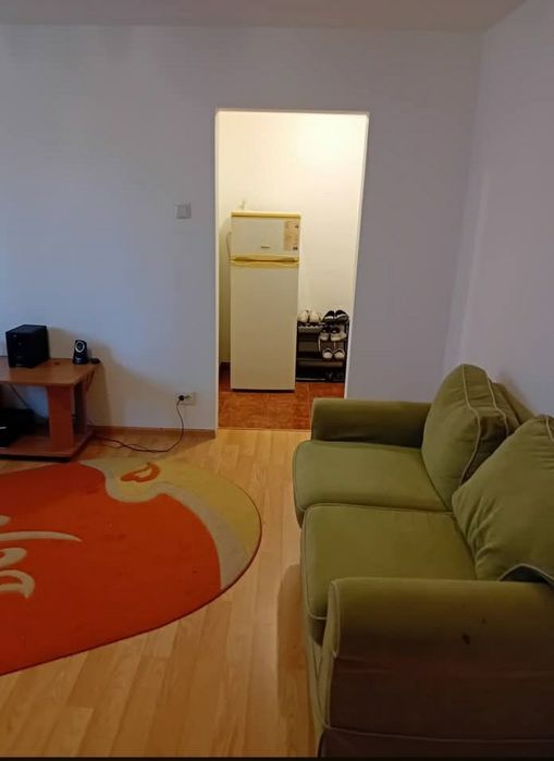 Vand apartament 2 camere Pantelimon/Morarilor