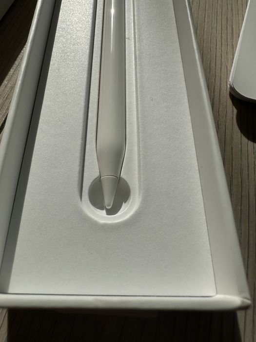 Продам apple pencil