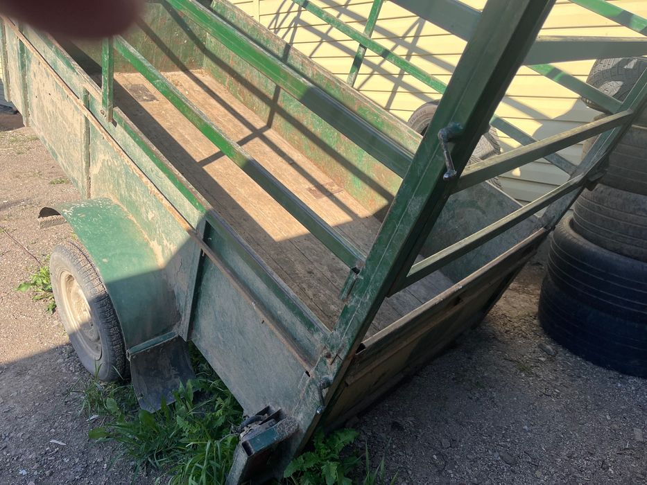 Продам прицеп универсальный