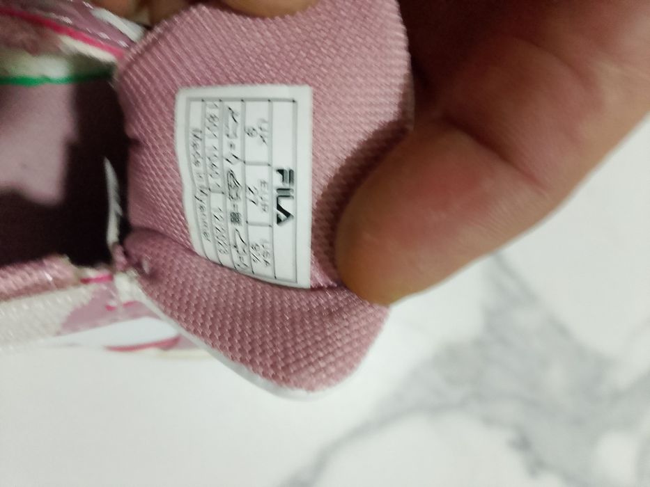 Детски маратонки fila 27 номер