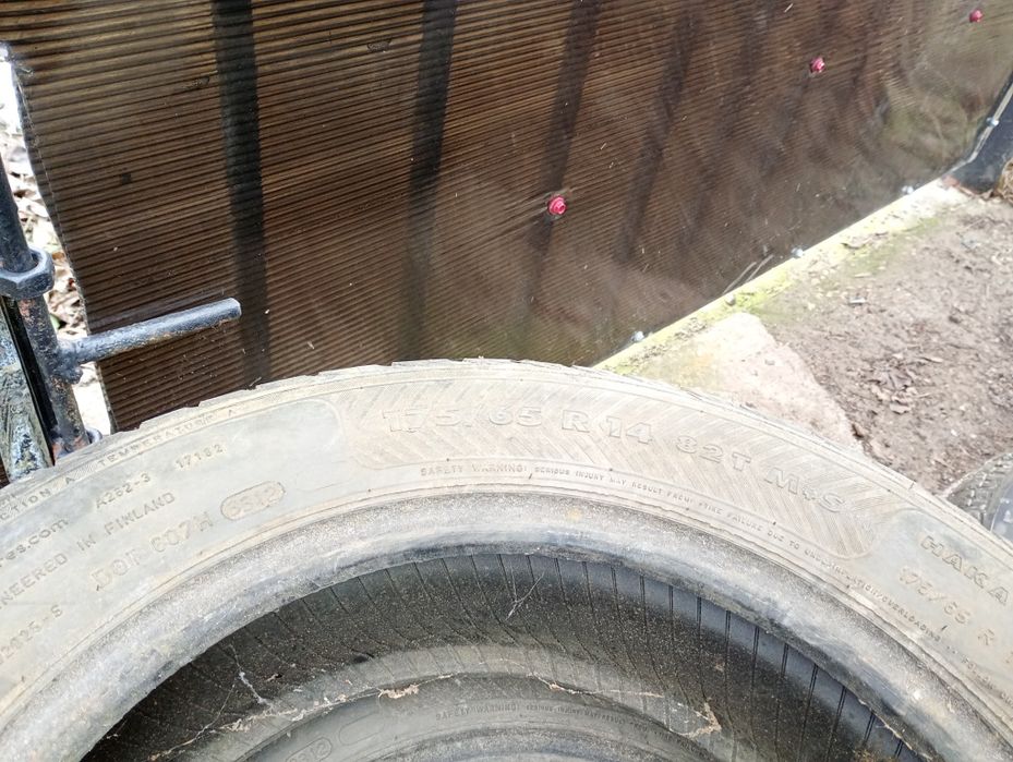 Anvelope iarna noi 175/65 r 14 și jenti tabla r 16
