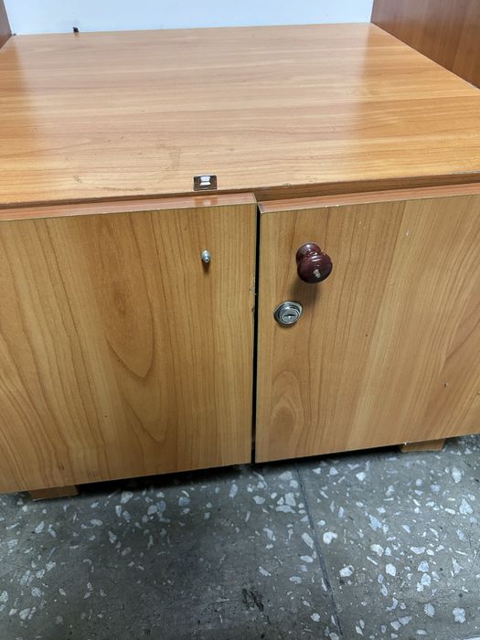 Шкаф платяной (орех)