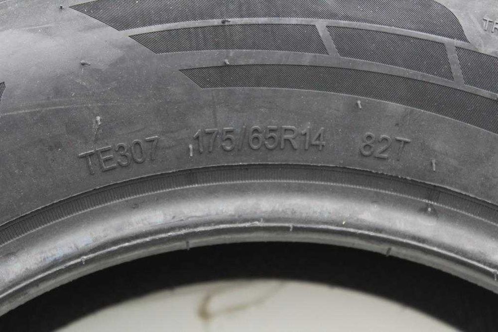 Anvelope vara noi 175/65R14 82T, Triangle