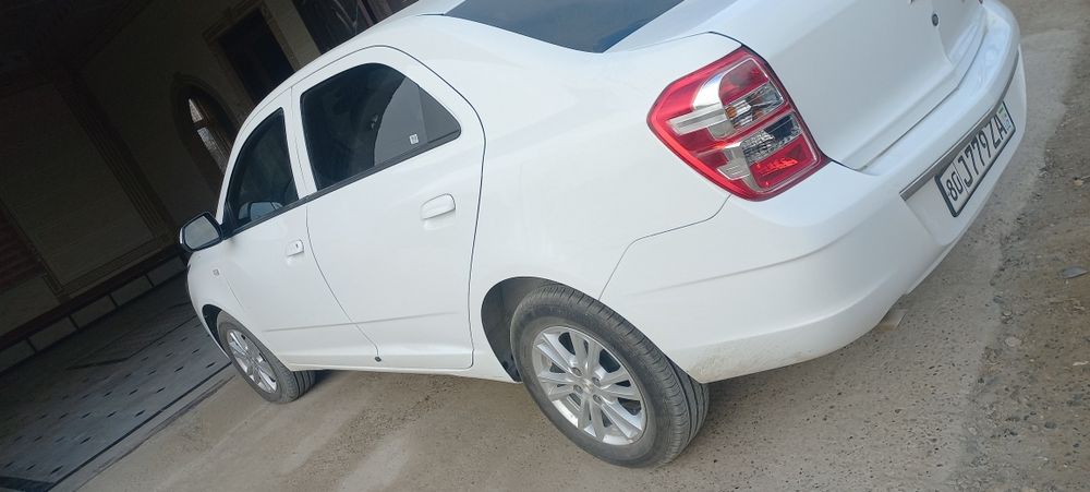 Кобилт сотилади янги 2024 юргани  2000