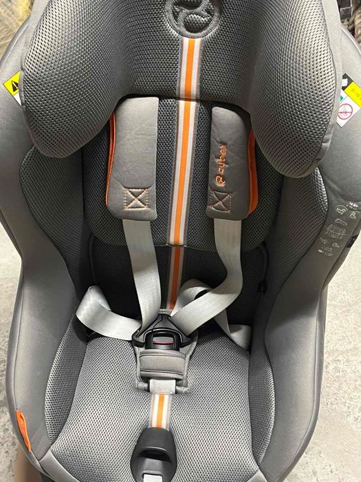 Стол за кола Cybex Sirona Gi i-Size Plus, с база, 40 - 105 см