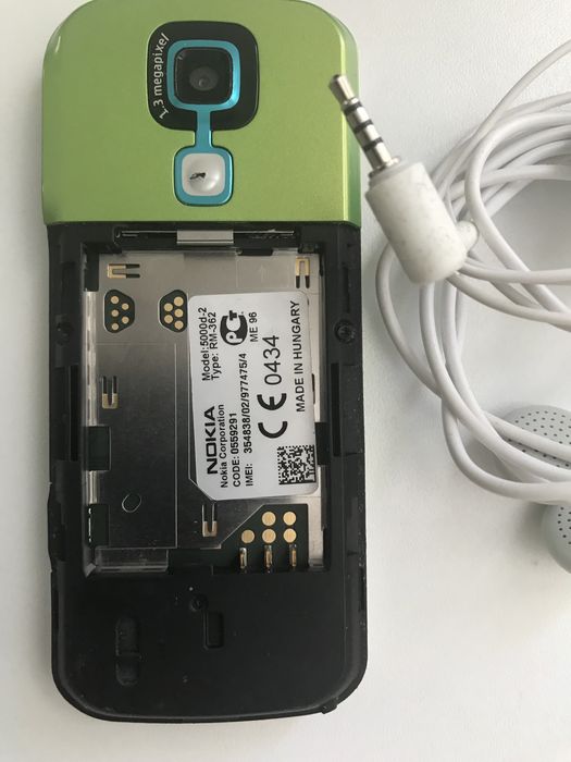 Nokia 5000 телефон кнопочный