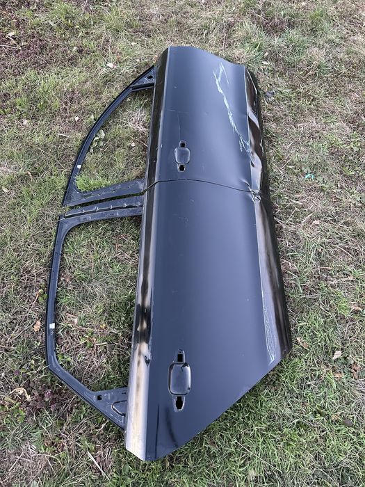 Uși dreapta față spate audi a8.