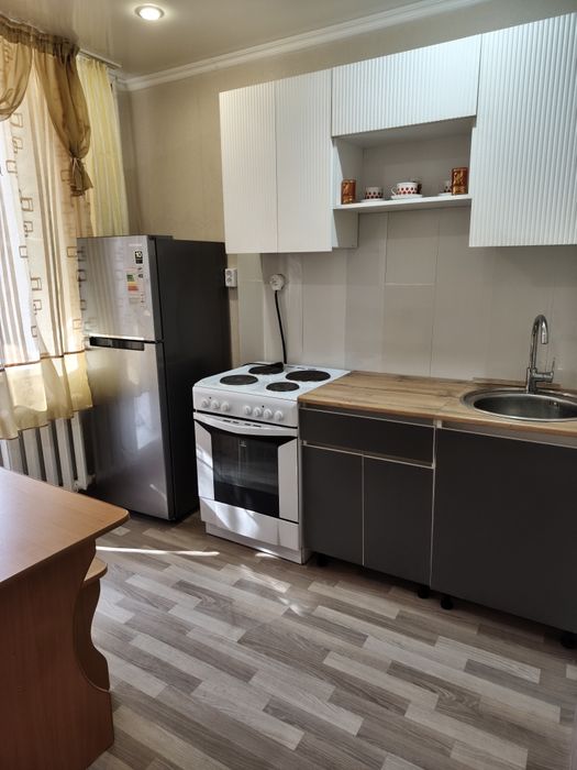 Район Айгуль ,Сдам 1 ком квартиру за 120000 ,мебель и техника есть ,ра