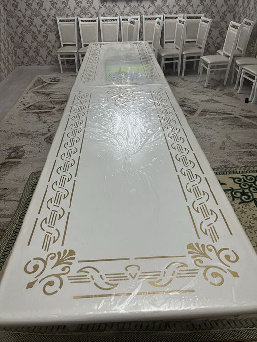 Ұзын стол сатылады