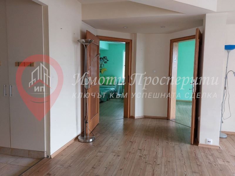 Продава се Четиристаен апартамент в София, Студентски град - 140 кв.м за 2215 €/кв.м - Снимка #2