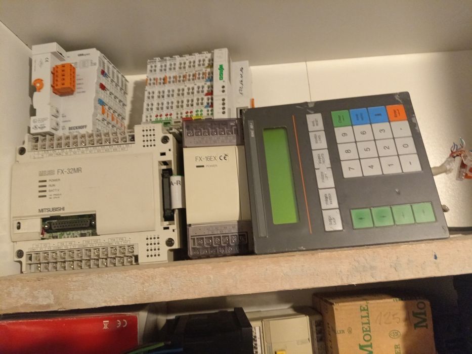 Programatoare controlere temp.si altele aparataje automatizari