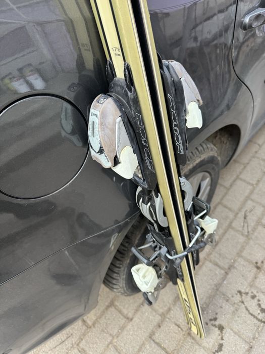 Обувки и ски 30cm