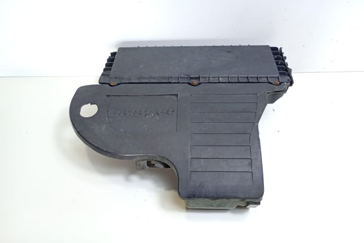 Carcasa  filtru aer cu doua prinderi rupte 55180540 Fiat Doblo prima