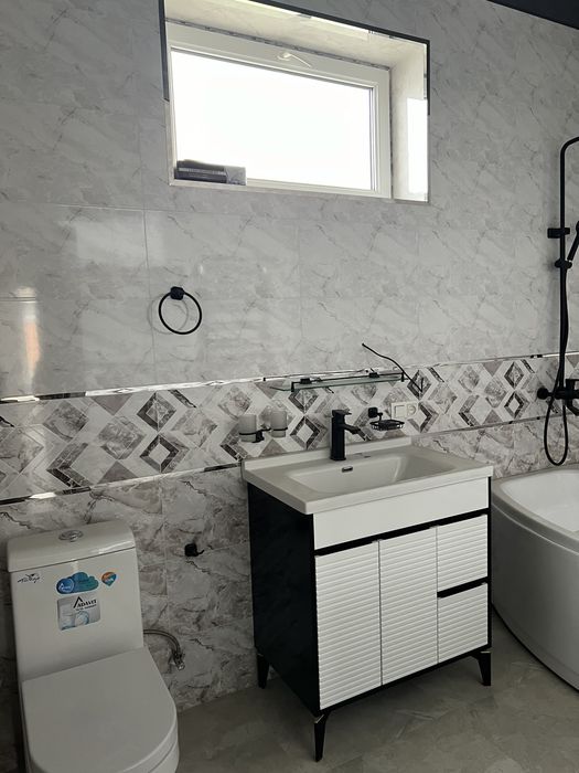 Mirabod rayonda yengi 2 etajli katej srochna sotiladi