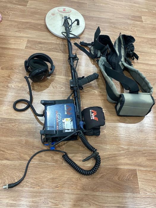 Продам металоискатель minelab GPX 5000