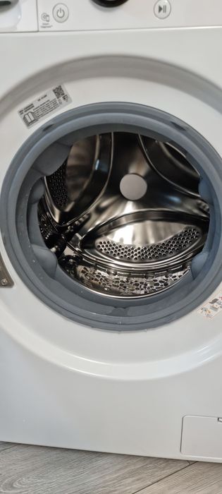 Пералня LG Slim F2WR509SWW 9кг