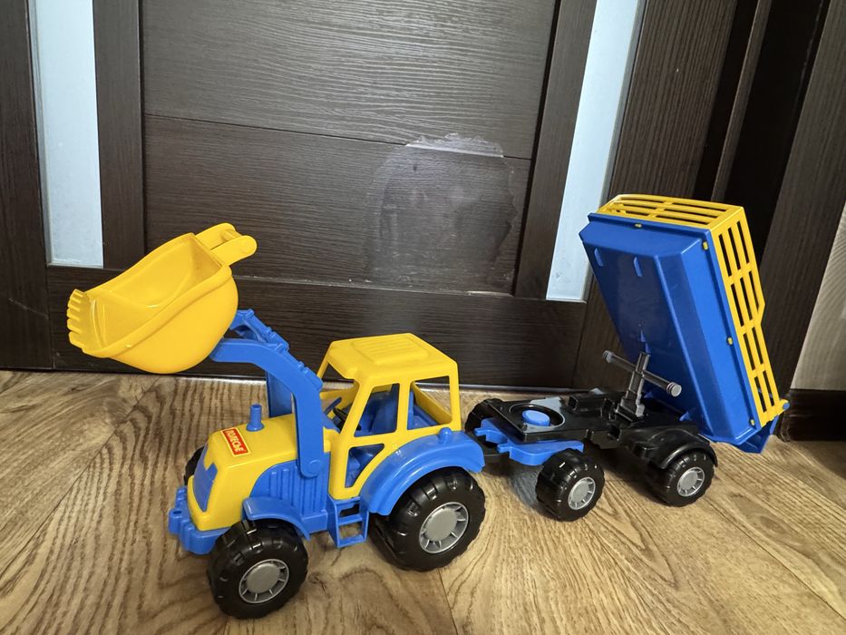 Продам игрушки для мальчика