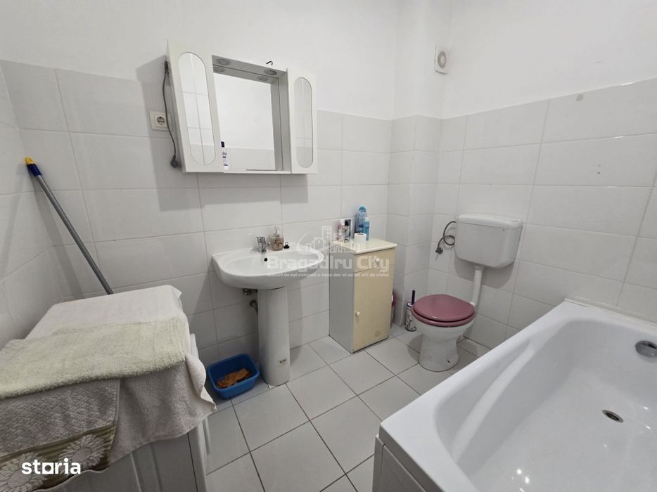 Ap 2 cam et 3 Monumentului liber pt inchiriat