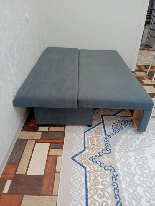 Продам диван б\у50 000