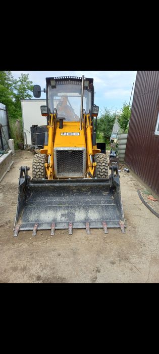 Inchiriez buldoexcavator