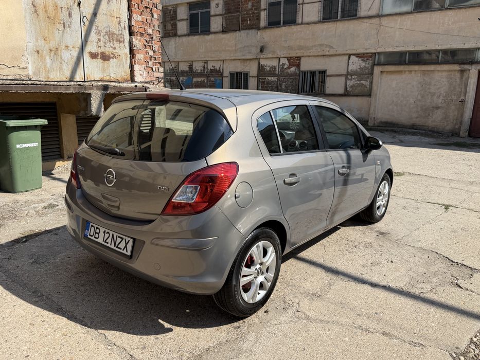 Opel Corsa D Facelift 2014 • 1.3 CDTI 75 CP • Euro 5 • 2 Chei • Garanție 12 Luni • RATE / BUY-BACK
