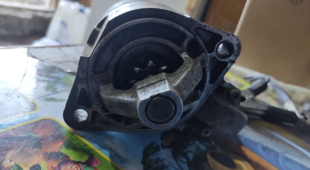 Продам стартер от митсубиси