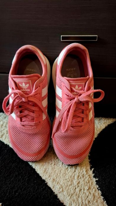 Adidas маратонки 36.5 номер -  9 евро