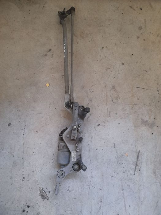 Механизъм чистачки Volkswagen Touareg 2012