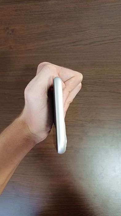 Iphone 11 64 гб акб 100%