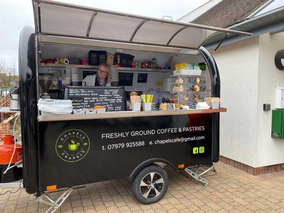 Trailer customizat pentru evenimente