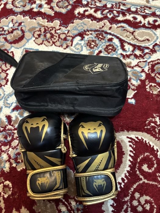 перчатки черепашки venom